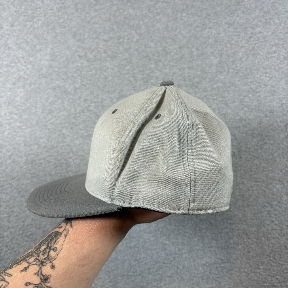 DC Shoes Hat Cap 210 Fitted Flexfit Grey Big Logo Skater Y2K S/M 6 7/8-7 1/4 - Picture 4 of 10